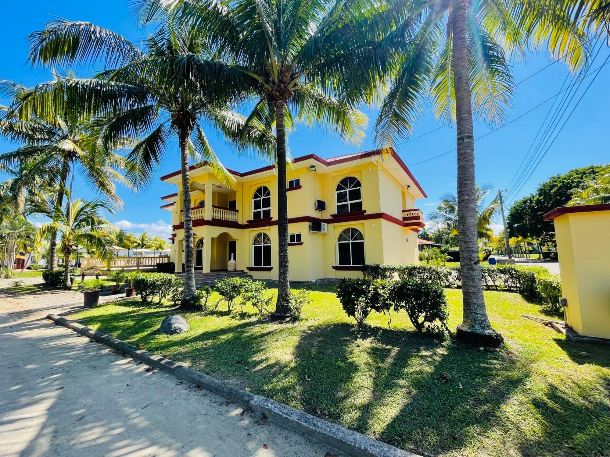 Honduras Shores Plantations เตลา ภายนอก รูปภาพ